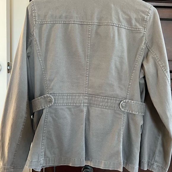 LOFT Jacket - Picture 6 of 9